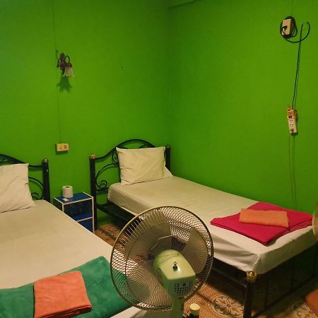 Good Dream Guesthouse Крабі Екстер'єр фото