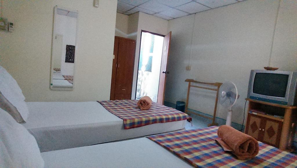Good Dream Guesthouse Крабі Екстер'єр фото