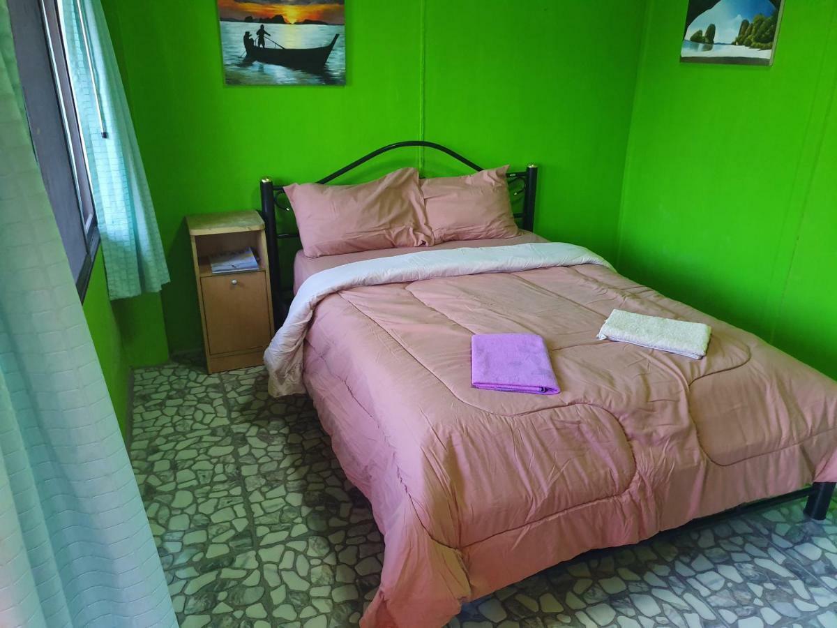 Good Dream Guesthouse Крабі Екстер'єр фото