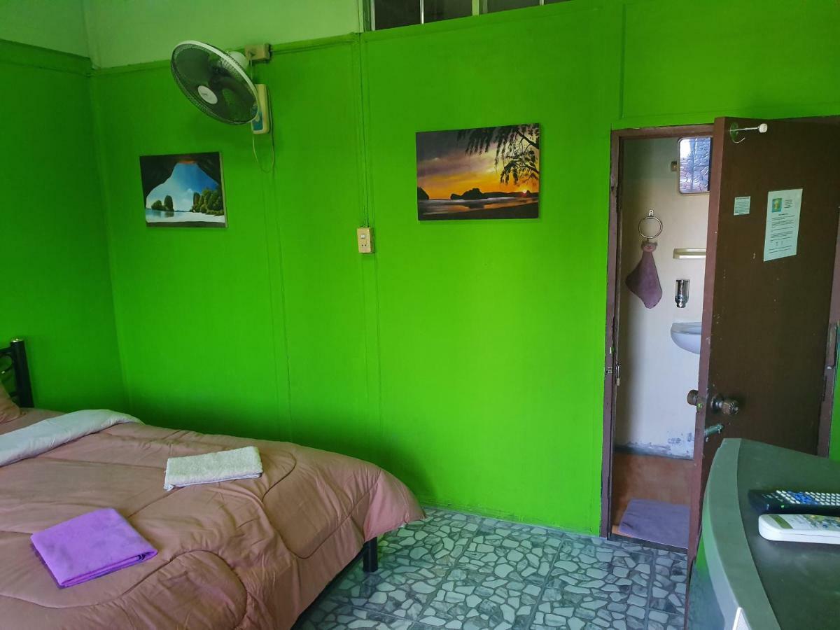 Good Dream Guesthouse Крабі Екстер'єр фото